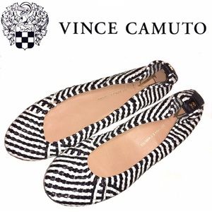 VINCE CAMUTO black & white Treena woven flats